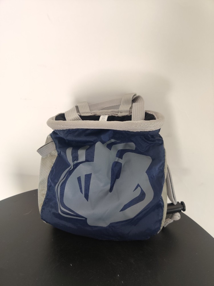 Evolv Roundtangular knit rare Chalkbag - Climbing Boulder OCEAN