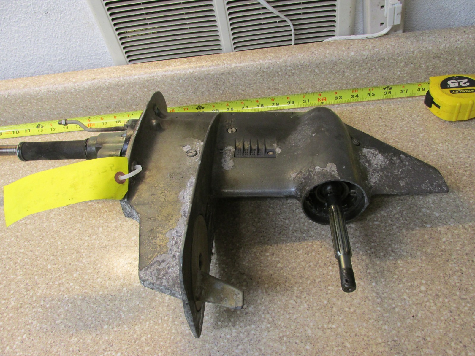 Mariner Outboard 30 HP  Lower Unit Gearcase 	1651-9804M