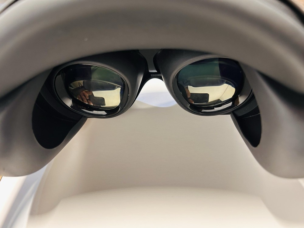 Meta Quest Pro 256GB VR Headset – Tested – Great Condition – Headset Only
