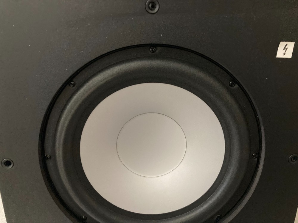 Samson MediaOne 10S 10" 100 Watt Powered Studio Subwoofer Variable Crossover Sub