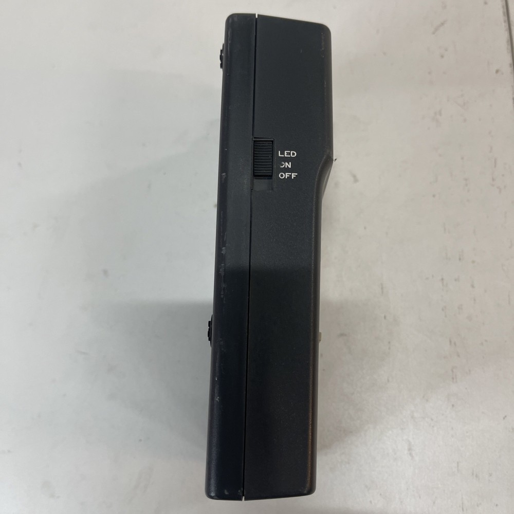 SOAR 1801 OPTICAL POWER METER. Powered on with batteries.