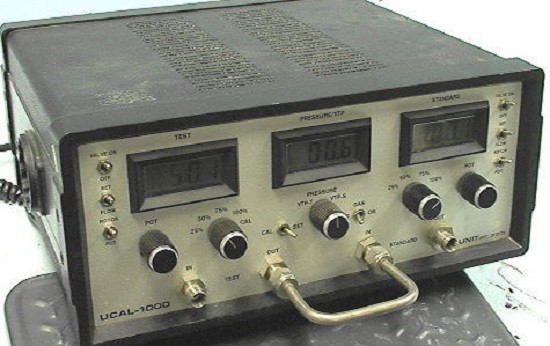 Unit Instruments UCAL-1000 (Celerity) MFC MFM Calibrator