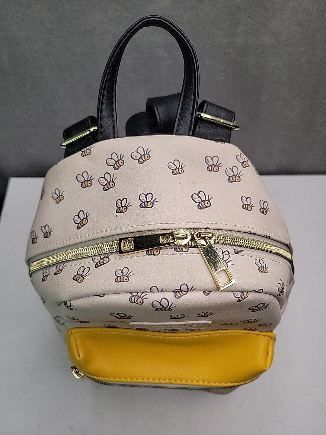 Disney Loungefly Winnie the Pooh Honey & Bees “Oh Bother” Mini Backpack