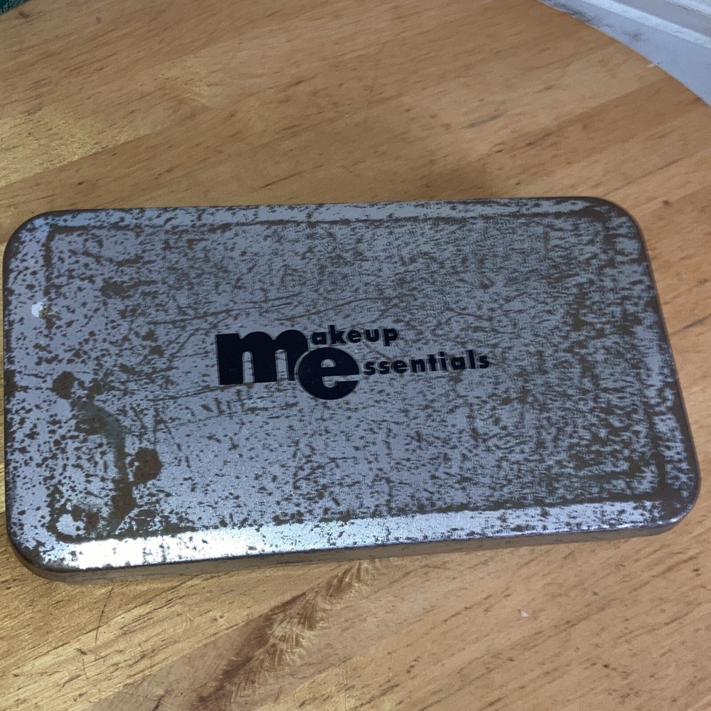 ME Makeup Essentials Brush Set Sealed Eyebrow Lips 👄