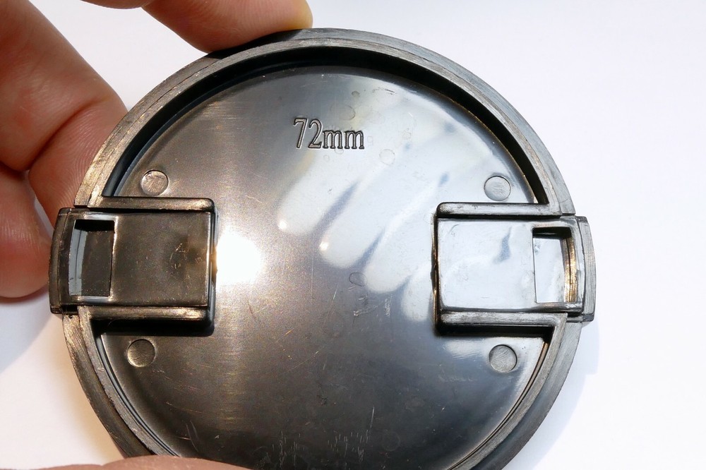 72mm snap on type Lens Front Cap black plastic