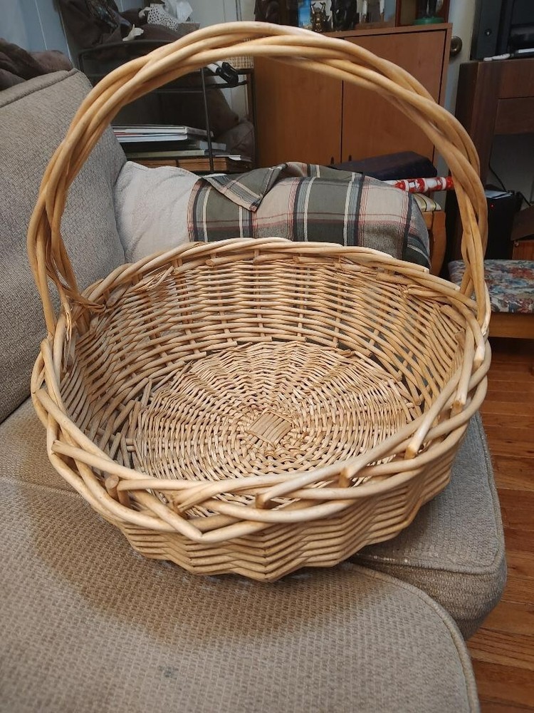 17"  Extra Large Round Wicker Basket with Handle
