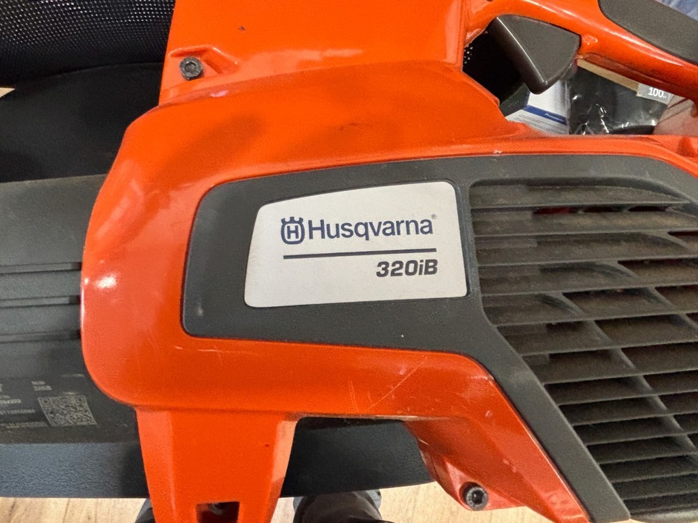 Husqvarna 320iB TOOL ONLY