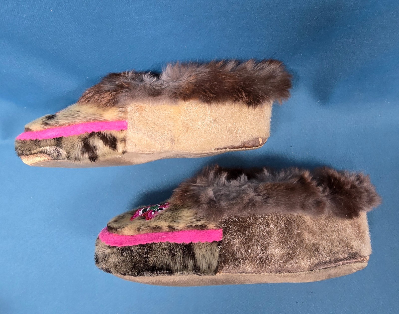 Vintage Handmade Alaska Native Inuit Eskimo Fur Slippers Beadwork 8.5-9
