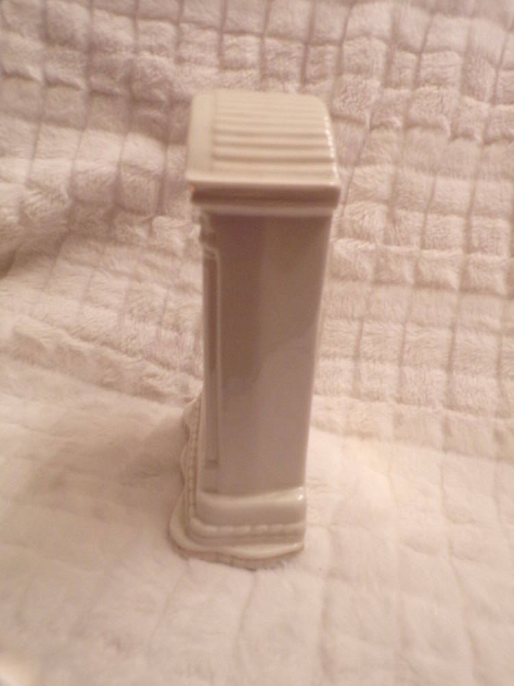 VTG Belleek Mantel Clock