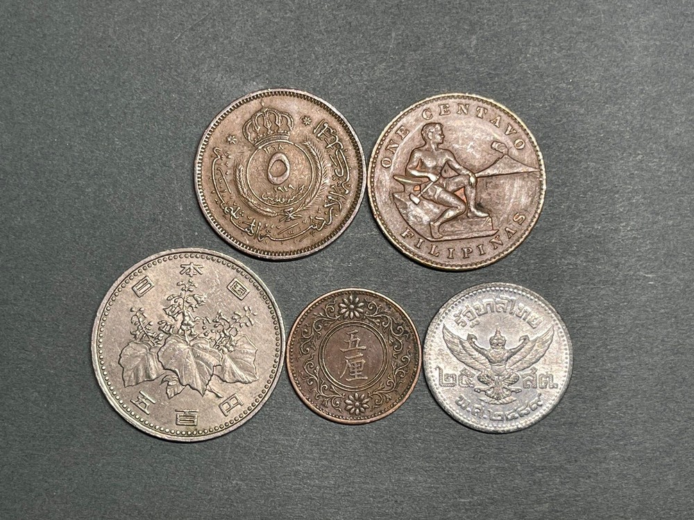Assorted World 5 Coins