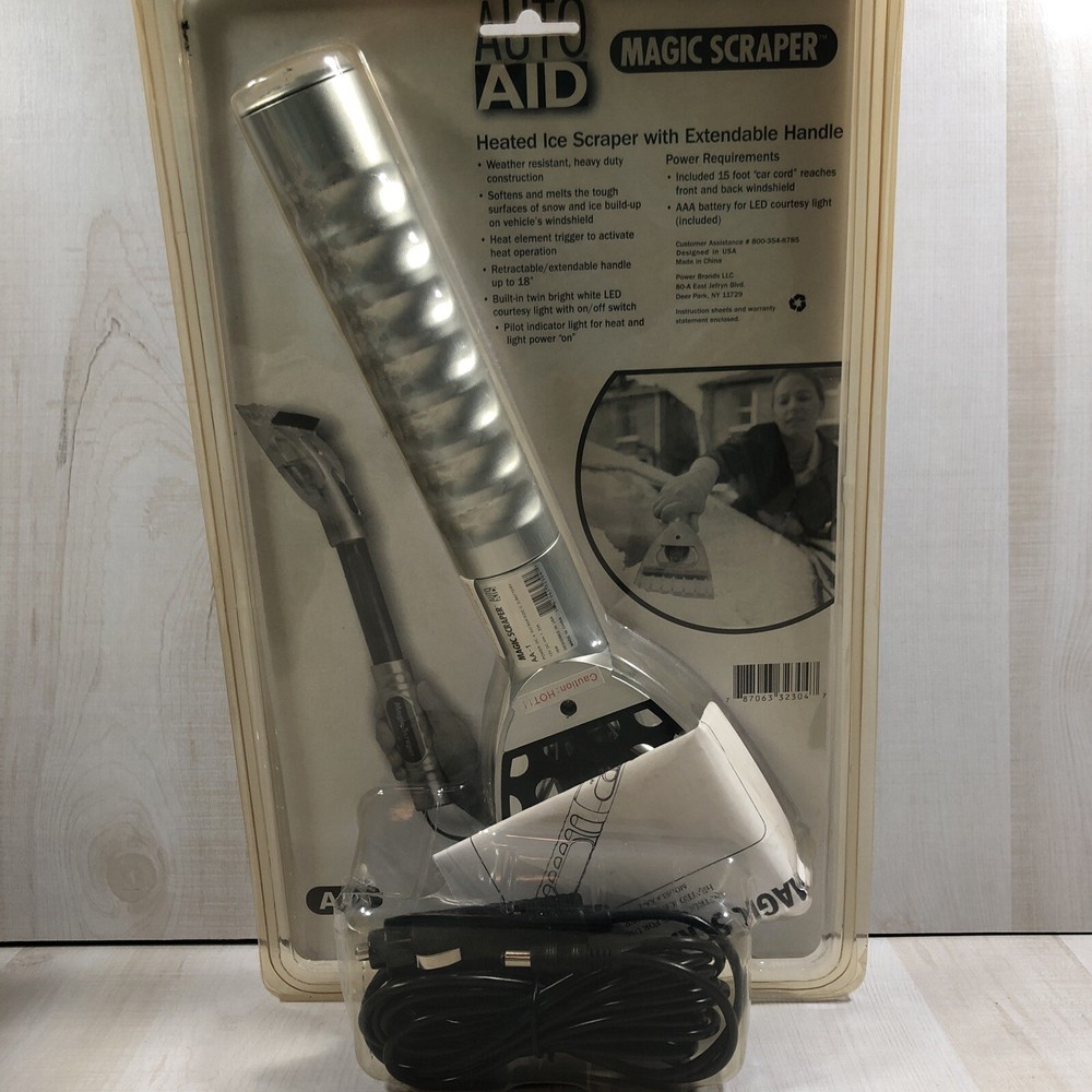 Auto Aid - Heated Ice Scraper "Magic Scraper" Retractable Extendable Handle 18"