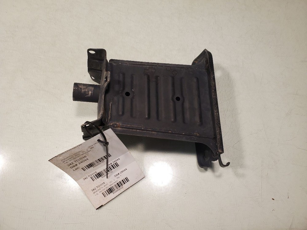 PRIUS 2018 Brackets Misc/1.8L, RH INFORC BRACKET 58122