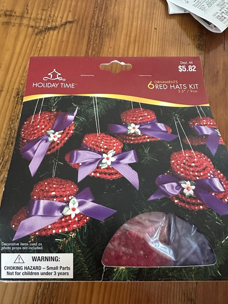 Beaded Red Hats Ornament Kit Makes 6