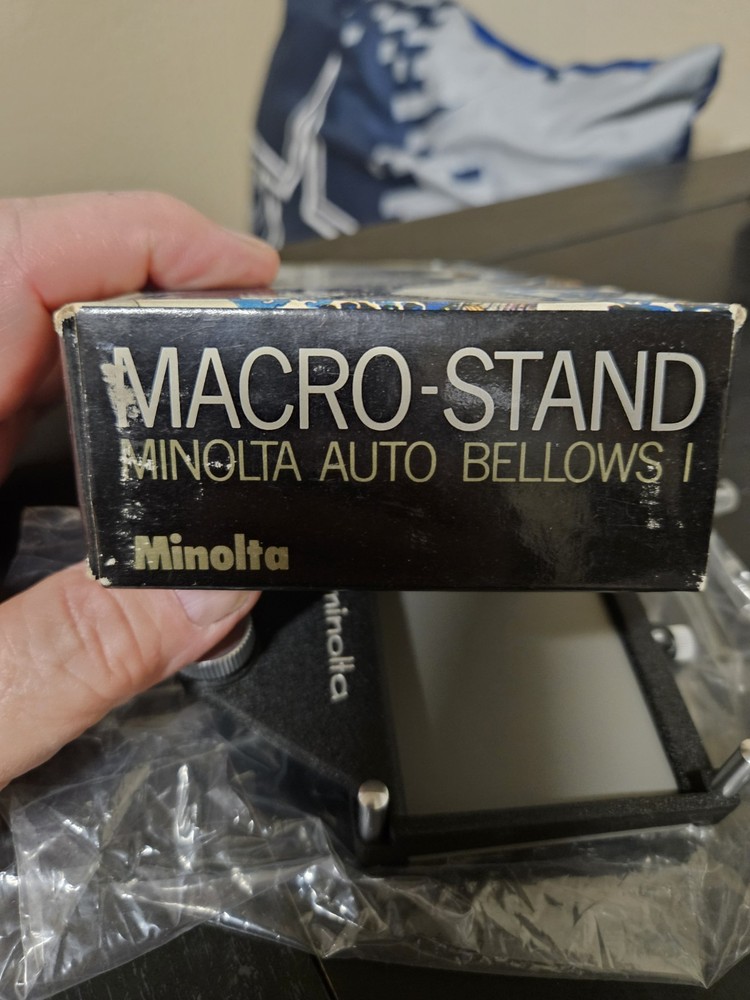 Minolta Macro stand Bellows 1. Excellent condition.