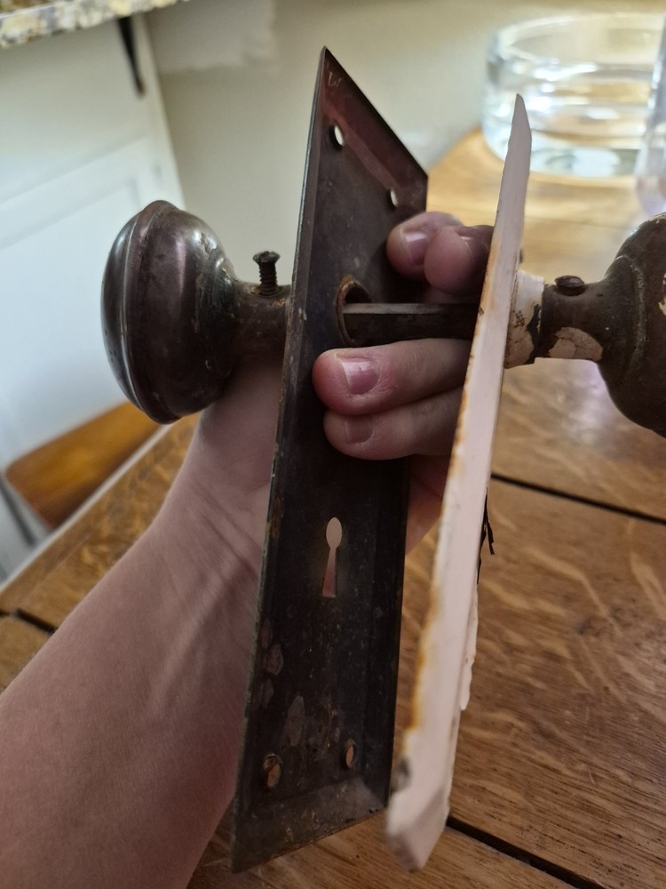 Vintage Metal Door Knobs and Face Plates