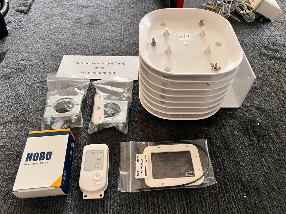 Energy Management: ONSET DATA LOGGERS, excellent condition.