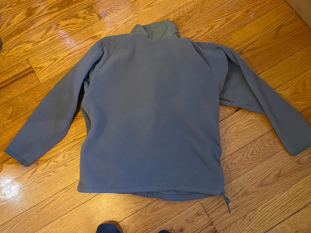 US Military Issue Polyester Fleece Jacket, Sz Small, Gray
