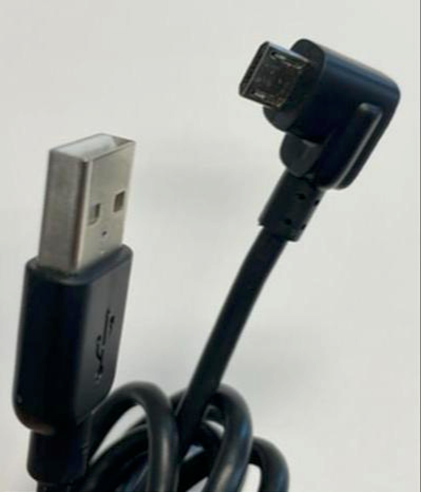 NEW GENUINE TomTom Micro-USB Sync Data Cable Power GO 50S 60S GO 500 600 520 620