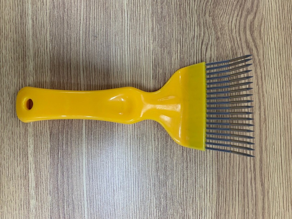 Uncapping fork for beekeeping