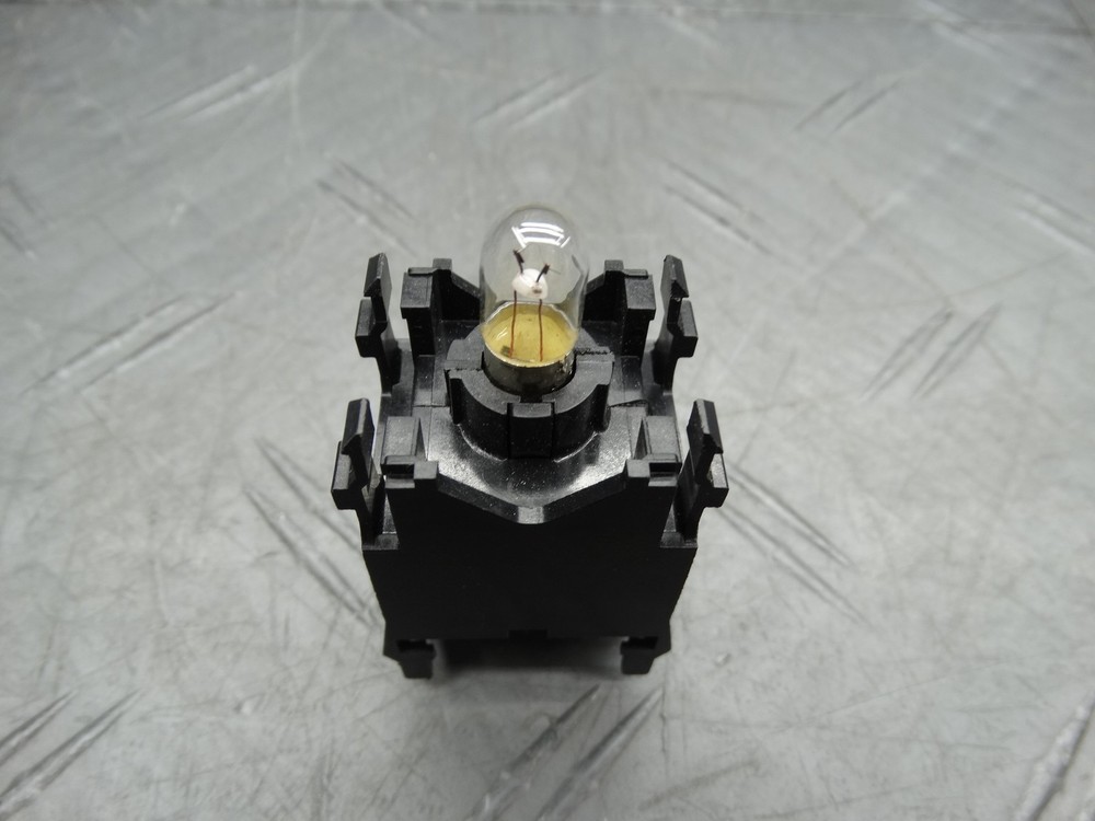Cutler Hammer E22TL1 Light Module Transformer + Bulb