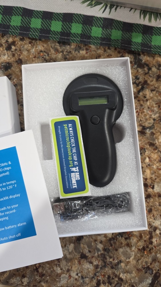 NEW Homeward Bound Universal Microchip Reader/Scanner