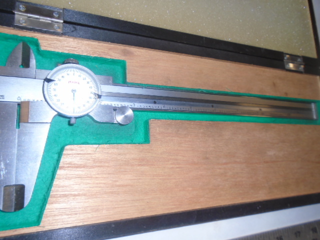 MACHINIST LATHE MILL Machinist 8" Dial Caliper Gage Gauge in Case Peacock