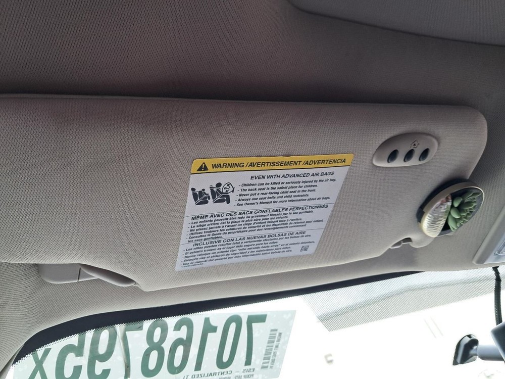 EDGE 2014 Glove Box 4848171