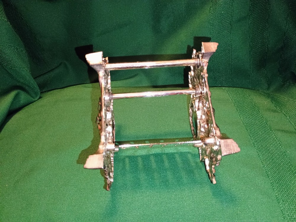 GODINGER Silver Plated GRAPEVINE Knife Holder KNIFE REST Caddy