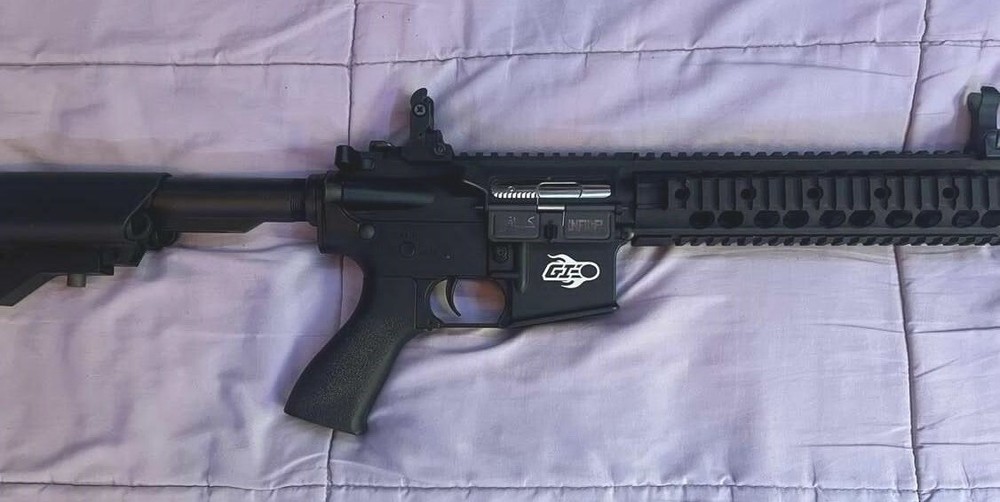 Airsoft GI - G&G AEG M4 Black