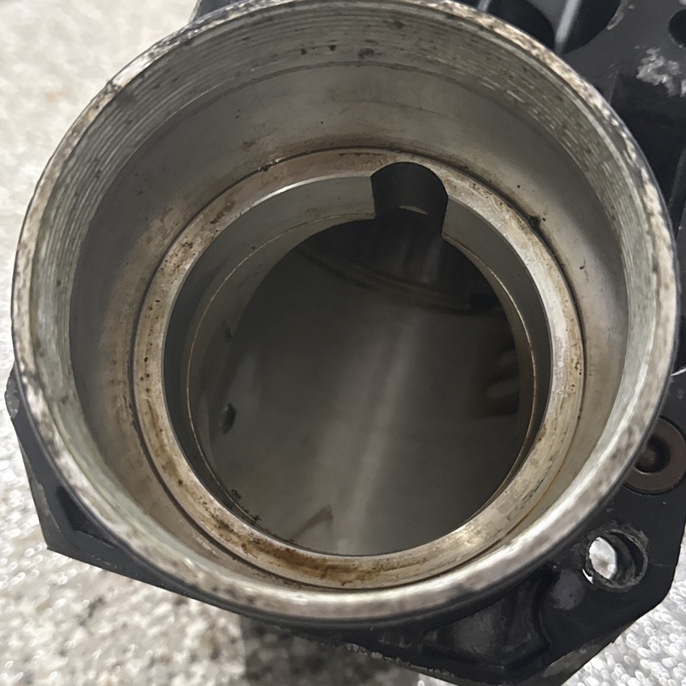 MerCruiser Alpha One Gen 2 Upper Gear Case