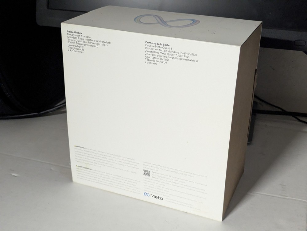 Meta Quest 3 VR Headset - 128GB - Headset & Controllers only