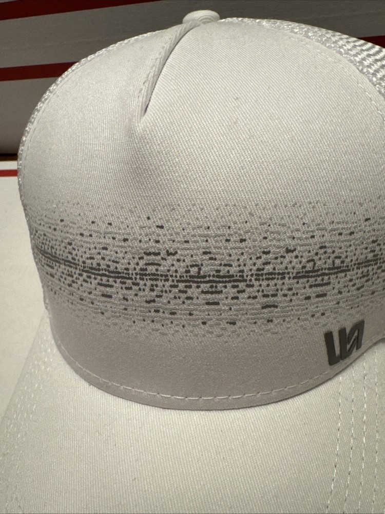 Vrst Golf Hat NWT SnapBack White