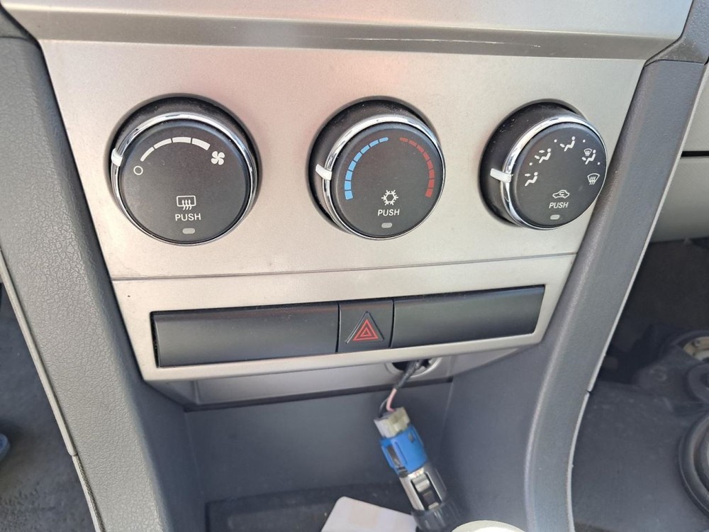 AVENGER 2008 Glove Box 4826834