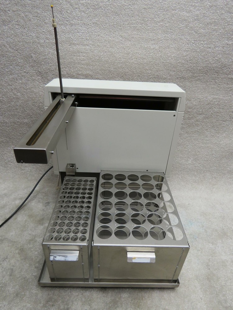 Lachat AIM 1250 autosampler