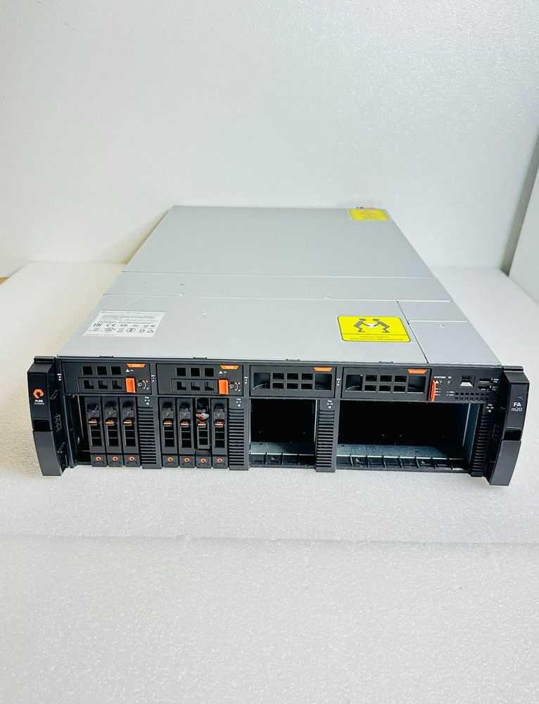 PURESTORAGE FlashArray | 2x E5-2630V4 | 120GB SSD | 2x NVRAM - Storage Appliance