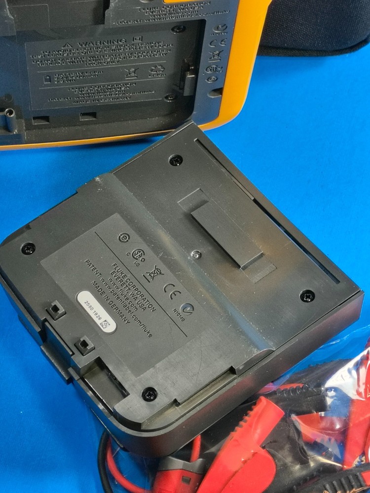 Fluke 1730 Three 3 Phase Power Quality Energy Logger Analyzer Pristine!