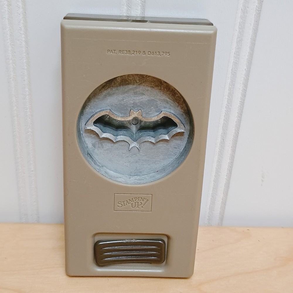 Stampin’ Up! Large Bitty Bat Paper Punch