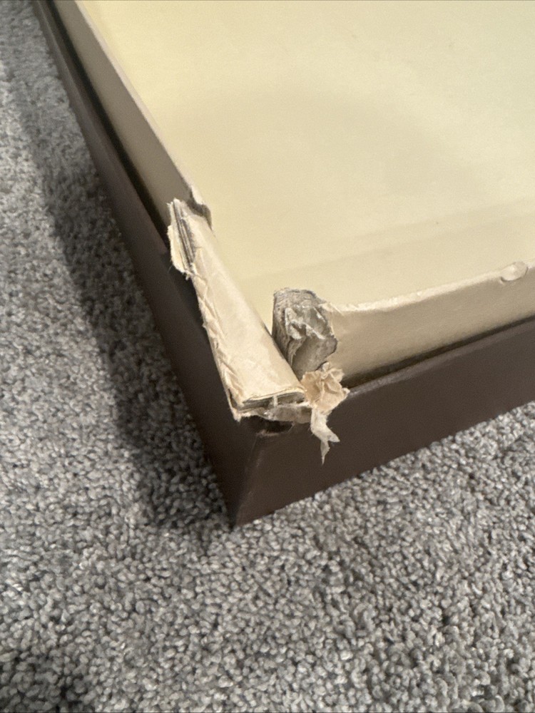 Louis Vuitton Box 16x20