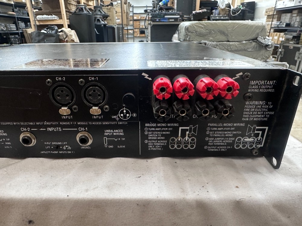 Crown Macro-Tech 3600VZ Professional Power Amplifier