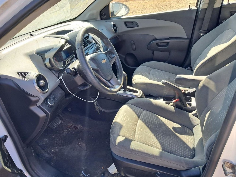 SONIC 2015 Glove Box 4830134