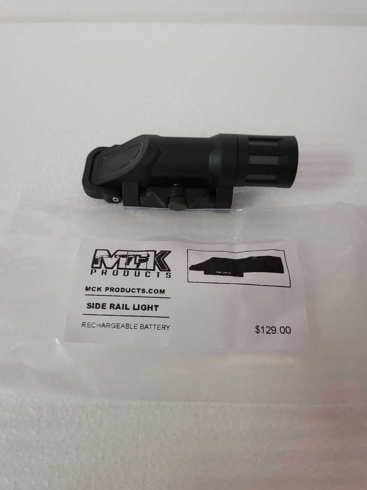 MCK FLASHLIGHT TARGET PACK SIDE MOUNT FLASHLIGHT+ LASER +THUMB REST