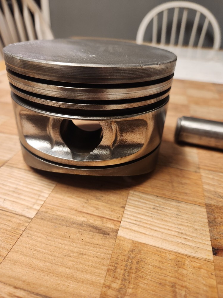 Continental Io-360 Piston&Pin 654861