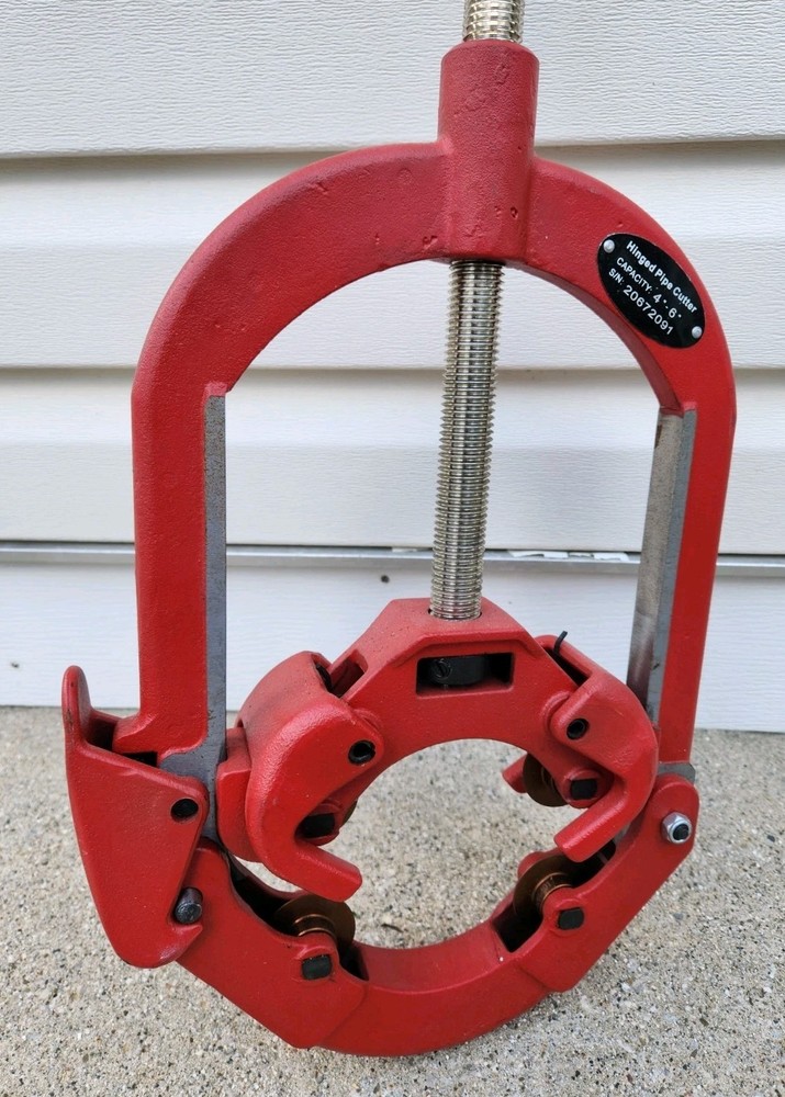 Hinged Pipe Cutter CAPACITY 4"-6" S/N: 20672091 NICE-LOOKING!!