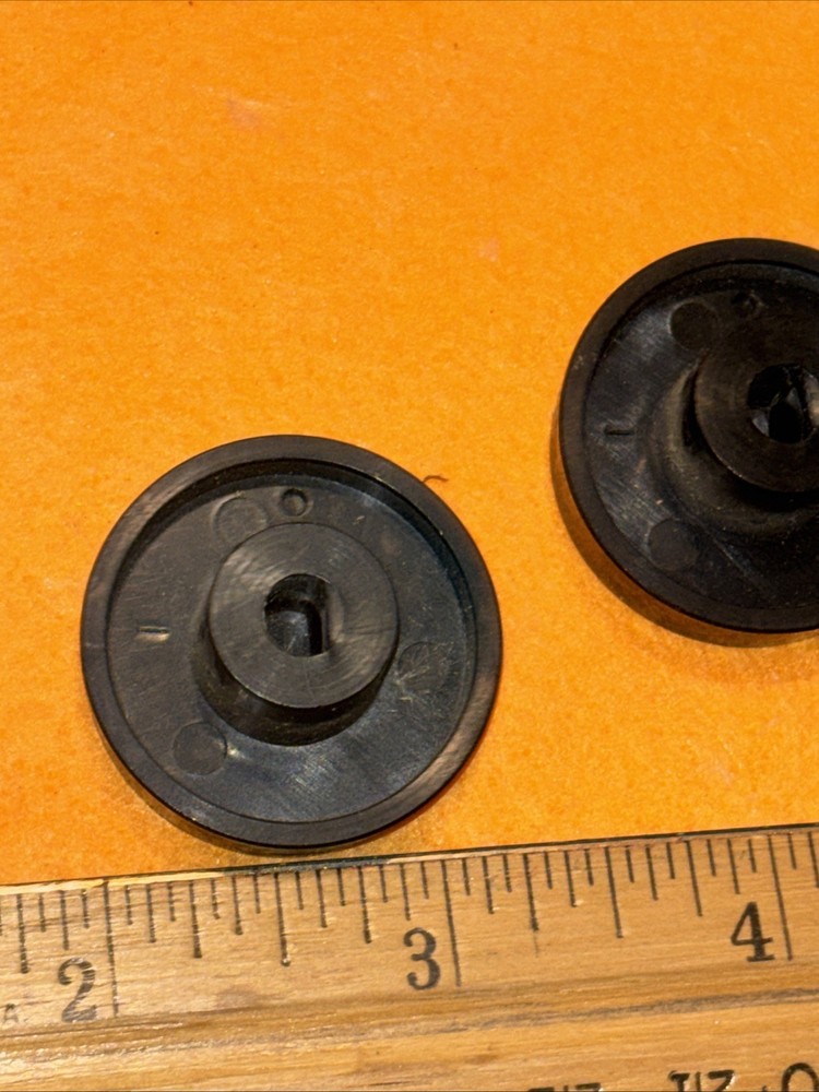 3 Vintage Radio Knobs