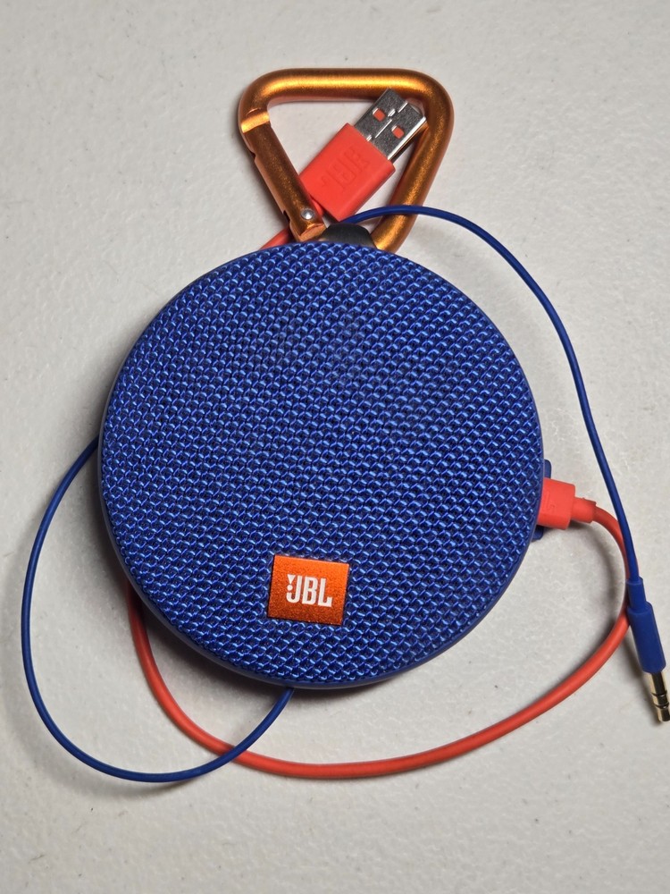 JBL Clip 2 Portable Bluetooth Speaker Waterproof 8 Hours Playtime Blue