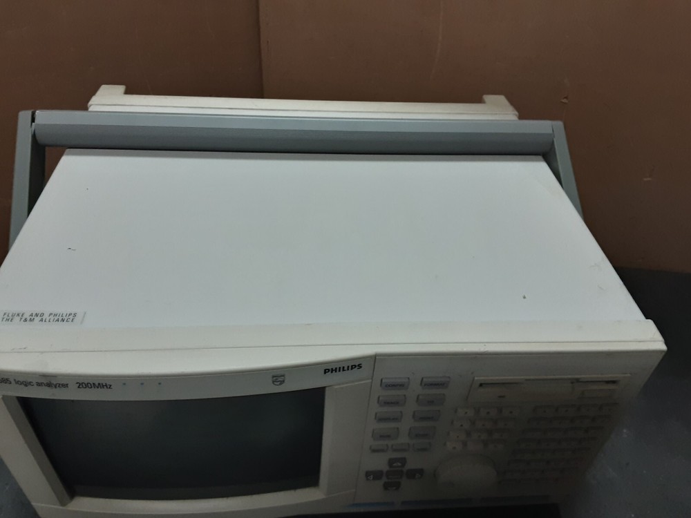 PHILIPS PM3585 logic analyzer 200MHz