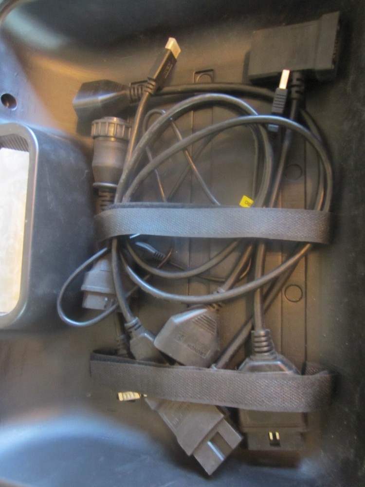 Pre-owned Matco Tools Adaptor Box Case and accessories ONLY