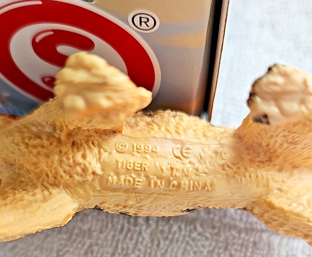 Schleich Scenery Pack Farm Animals + Chickens + Tiger + Leppard