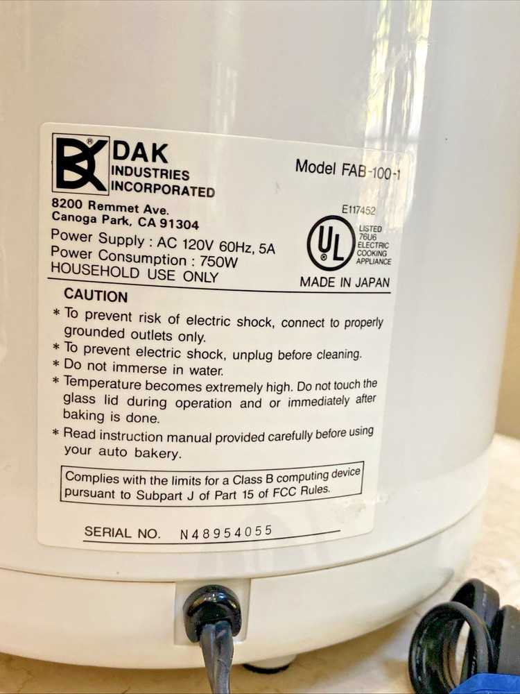 Welbilt The Bread Machine Maker ABM-100-3 White Dome Top 2lb Loaf Automatic