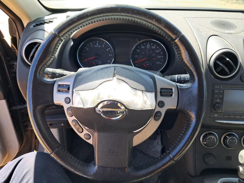 ROGUE 2013 Glove Box 4813543